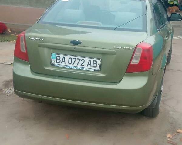 Красный Шевроле Лачетти, объемом двигателя 0.12 л и пробегом 300 тыс. км за 3500 $, фото 1 на Automoto.ua