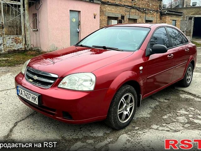 Красный Шевроле Лачетти, объемом двигателя 1.6 л и пробегом 260 тыс. км за 3400 $, фото 1 на Automoto.ua