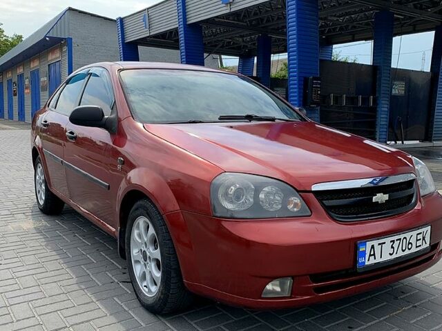 Красный Шевроле Лачетти, объемом двигателя 1.6 л и пробегом 297 тыс. км за 3600 $, фото 1 на Automoto.ua