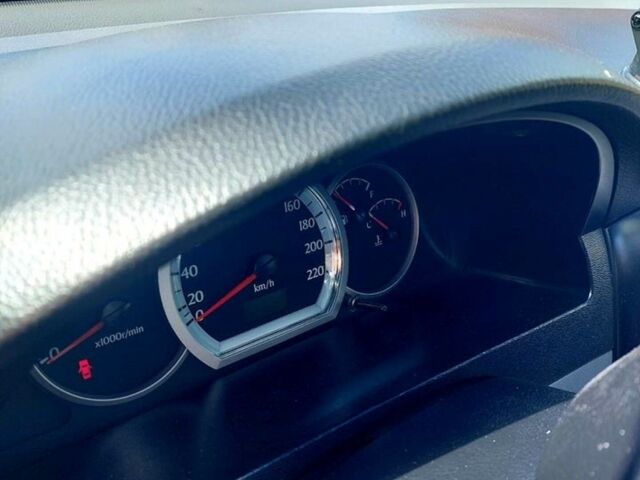 Красный Шевроле Лачетти, объемом двигателя 1.8 л и пробегом 158 тыс. км за 4500 $, фото 1 на Automoto.ua