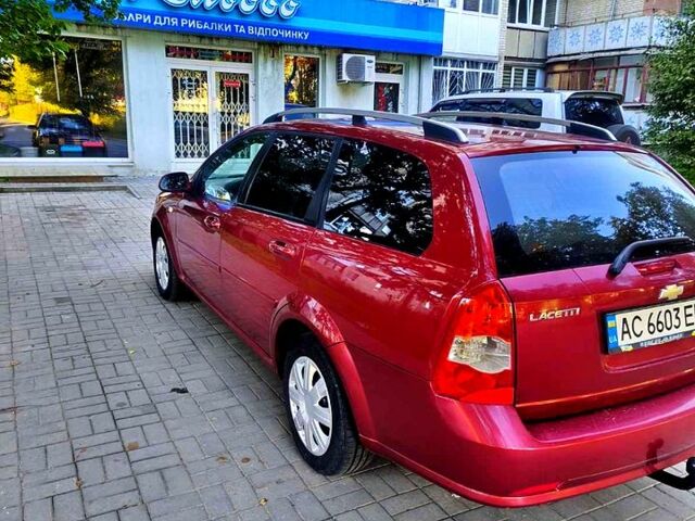 Красный Шевроле Лачетти, объемом двигателя 1.6 л и пробегом 220 тыс. км за 4200 $, фото 1 на Automoto.ua