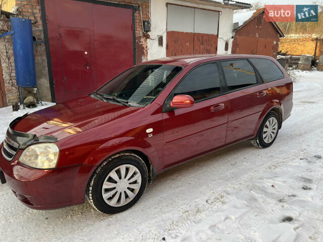 Красный Шевроле Лачетти, объемом двигателя 1.8 л и пробегом 219 тыс. км за 2699 $, фото 1 на Automoto.ua