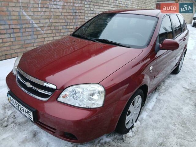 Красный Шевроле Лачетти, объемом двигателя 1.8 л и пробегом 44 тыс. км за 6600 $, фото 1 на Automoto.ua