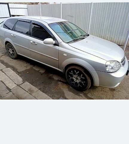 Шевроле Лачетті, об'ємом двигуна 1.8 л та пробігом 220 тис. км за 4000 $, фото 1 на Automoto.ua