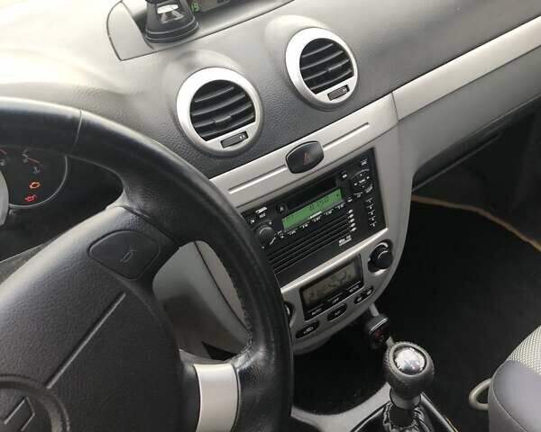 Желтый Шевроле Лачетти, объемом двигателя 1.8 л и пробегом 100 тыс. км за 4300 $, фото 1 на Automoto.ua