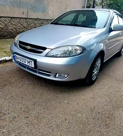 Серый Шевроле Лачетти, объемом двигателя 1.6 л и пробегом 82 тыс. км за 5100 $, фото 1 на Automoto.ua