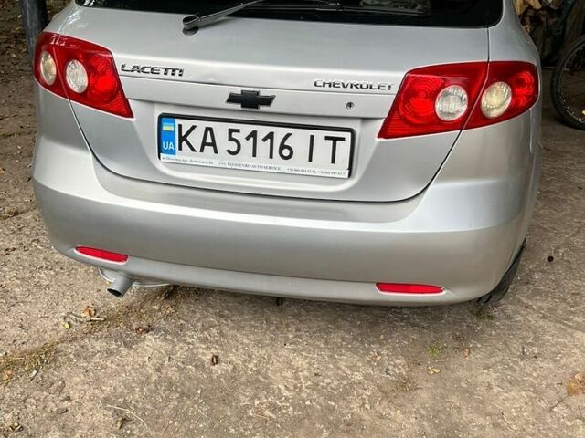 Сірий Шевроле Лачетті, об'ємом двигуна 1.8 л та пробігом 225 тис. км за 4600 $, фото 1 на Automoto.ua