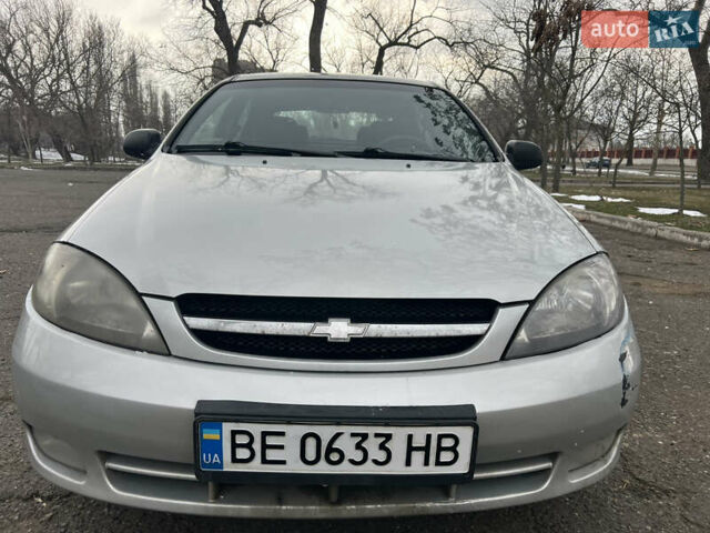 Серый Шевроле Лачетти, объемом двигателя 1.6 л и пробегом 195 тыс. км за 3300 $, фото 1 на Automoto.ua