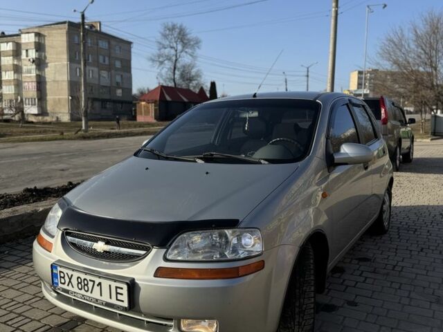 Серый Шевроле Лачетти, объемом двигателя 1.5 л и пробегом 164 тыс. км за 3499 $, фото 1 на Automoto.ua