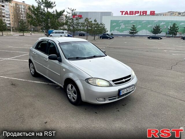 Серый Шевроле Лачетти, объемом двигателя 1.6 л и пробегом 199 тыс. км за 2950 $, фото 1 на Automoto.ua