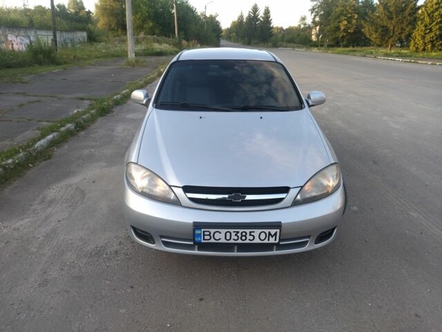 Серый Шевроле Лачетти, объемом двигателя 1.8 л и пробегом 236 тыс. км за 3100 $, фото 1 на Automoto.ua