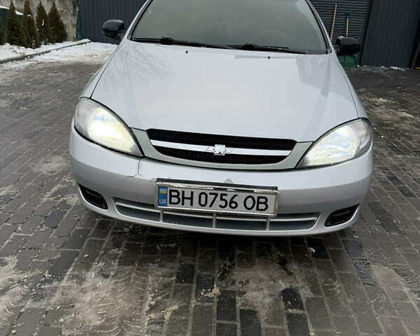 Серый Шевроле Лачетти, объемом двигателя 1.6 л и пробегом 224 тыс. км за 3599 $, фото 1 на Automoto.ua