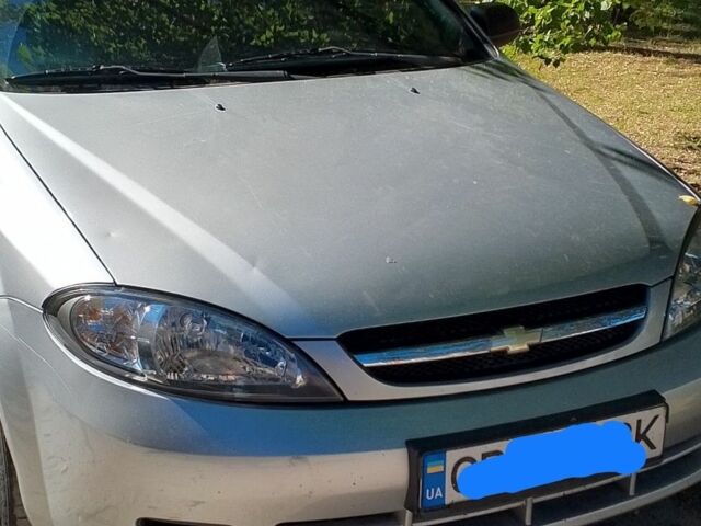 Сірий Шевроле Лачетті, об'ємом двигуна 1.6 л та пробігом 200 тис. км за 3500 $, фото 1 на Automoto.ua