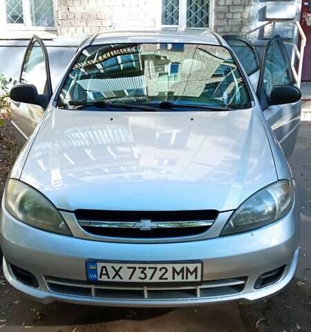 Серый Шевроле Лачетти, объемом двигателя 1.6 л и пробегом 293 тыс. км за 3650 $, фото 1 на Automoto.ua