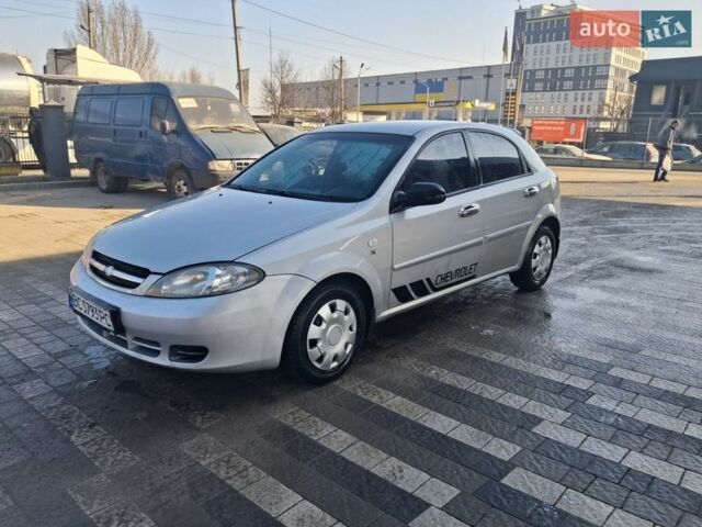 Серый Шевроле Лачетти, объемом двигателя 1.6 л и пробегом 230 тыс. км за 2399 $, фото 1 на Automoto.ua