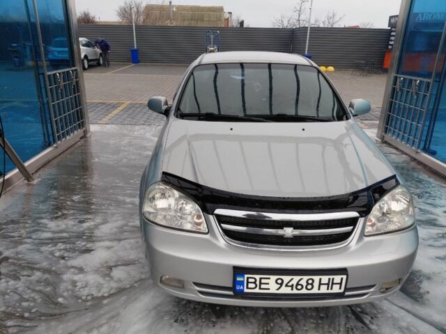 Серый Шевроле Лачетти, объемом двигателя 1.8 л и пробегом 312 тыс. км за 3500 $, фото 1 на Automoto.ua