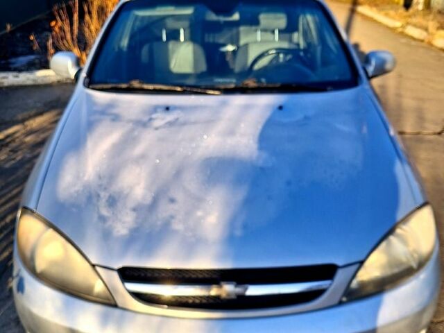 Серый Шевроле Лачетти, объемом двигателя 1.8 л и пробегом 224 тыс. км за 4500 $, фото 1 на Automoto.ua