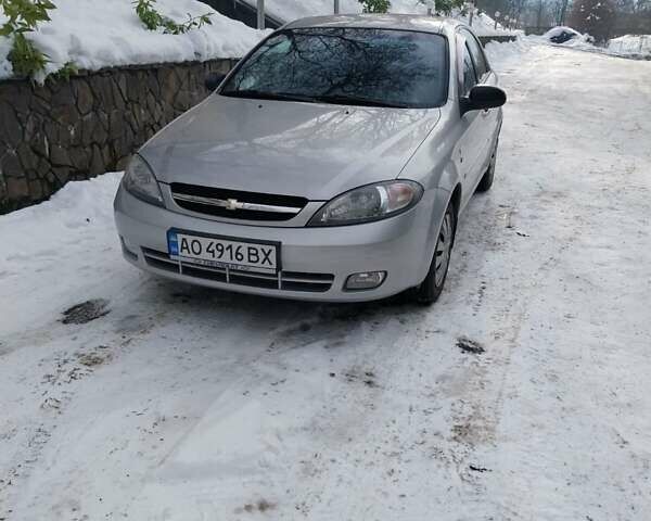 Серый Шевроле Лачетти, объемом двигателя 1.6 л и пробегом 226 тыс. км за 3600 $, фото 1 на Automoto.ua