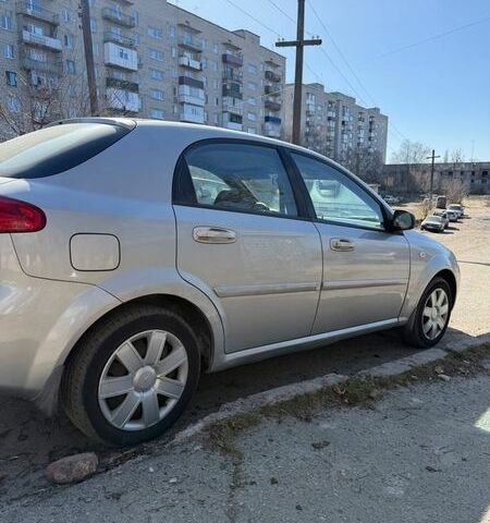 Серый Шевроле Лачетти, объемом двигателя 1.4 л и пробегом 198 тыс. км за 2100 $, фото 1 на Automoto.ua