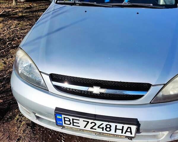 Серый Шевроле Лачетти, объемом двигателя 1.6 л и пробегом 180 тыс. км за 4300 $, фото 1 на Automoto.ua