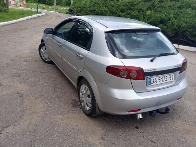 Сірий Шевроле Лачетті, об'ємом двигуна 1.6 л та пробігом 162 тис. км за 4000 $, фото 1 на Automoto.ua