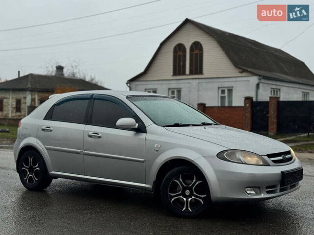 Серый Шевроле Лачетти, объемом двигателя 1.8 л и пробегом 189 тыс. км за 4650 $, фото 1 на Automoto.ua