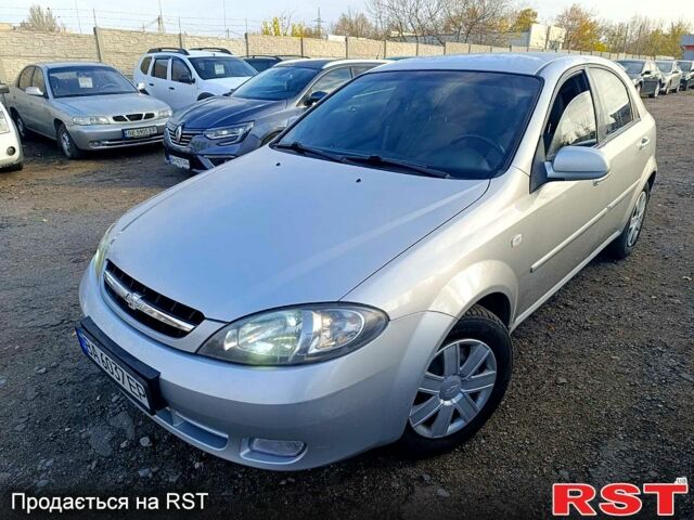 Сірий Шевроле Лачетті, об'ємом двигуна 2 л та пробігом 249 тис. км за 4500 $, фото 1 на Automoto.ua
