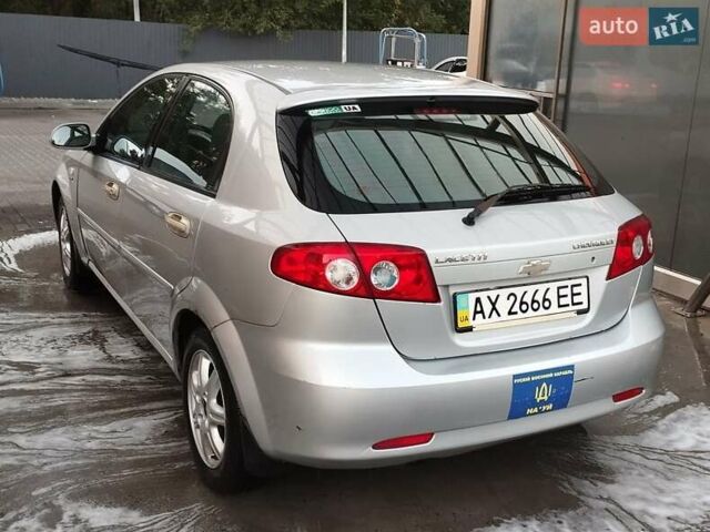 Серый Шевроле Лачетти, объемом двигателя 1.8 л и пробегом 229 тыс. км за 4500 $, фото 1 на Automoto.ua