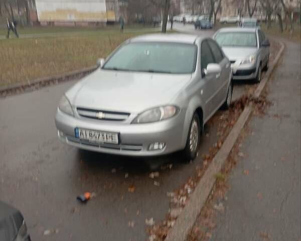 Серый Шевроле Лачетти, объемом двигателя 1.8 л и пробегом 192 тыс. км за 4300 $, фото 1 на Automoto.ua