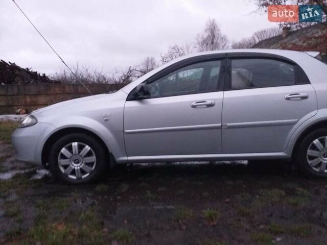 Серый Шевроле Лачетти, объемом двигателя 1.6 л и пробегом 200 тыс. км за 4300 $, фото 1 на Automoto.ua