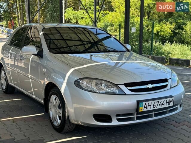 Сірий Шевроле Лачетті, об'ємом двигуна 1.6 л та пробігом 92 тис. км за 5900 $, фото 1 на Automoto.ua