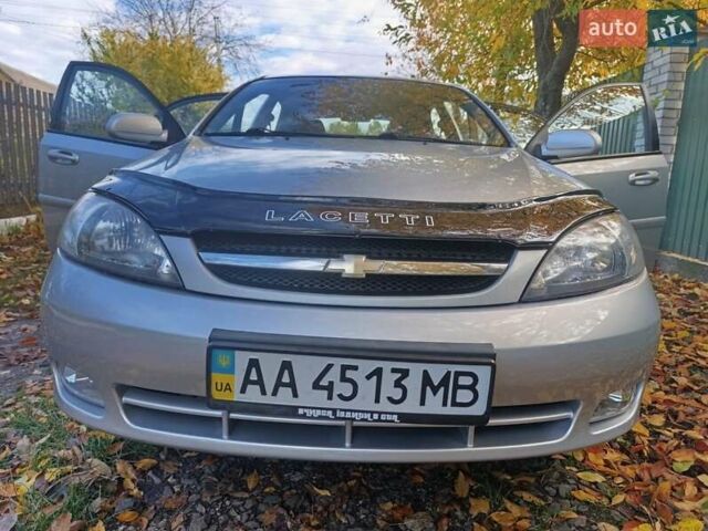 Шевроле Лачетти 2011 в Киеве на Automoto.ua Серый Шевроле Лачетти, объемом двигателя 1.6 л и пробегом 153 тыс. км за 4300 $, фото 1 на Automoto.ua