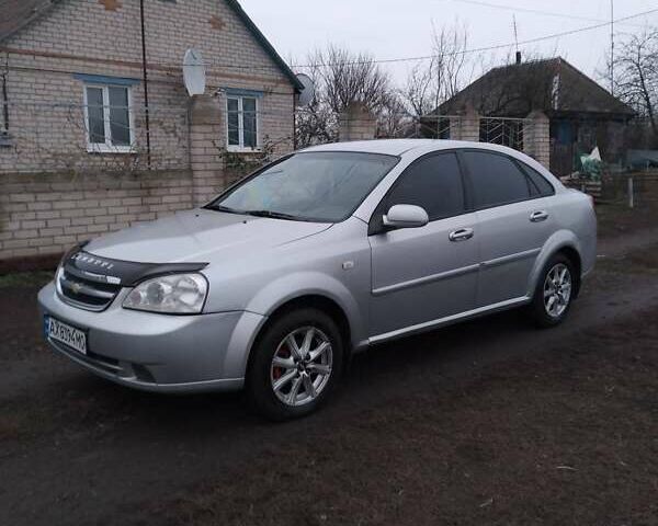 Сірий Шевроле Лачетті, об'ємом двигуна 1.8 л та пробігом 295 тис. км за 3300 $, фото 1 на Automoto.ua