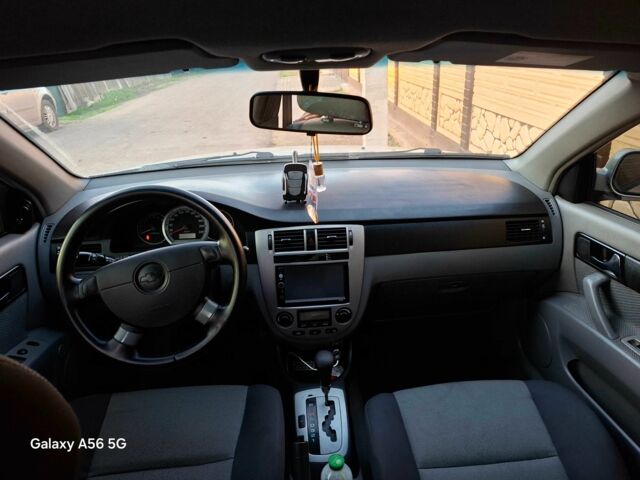 Серый Шевроле Лачетти, объемом двигателя 1.8 л и пробегом 189 тыс. км за 4500 $, фото 1 на Automoto.ua