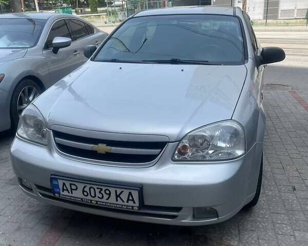 Серый Шевроле Лачетти, объемом двигателя 1.6 л и пробегом 250 тыс. км за 3500 $, фото 1 на Automoto.ua