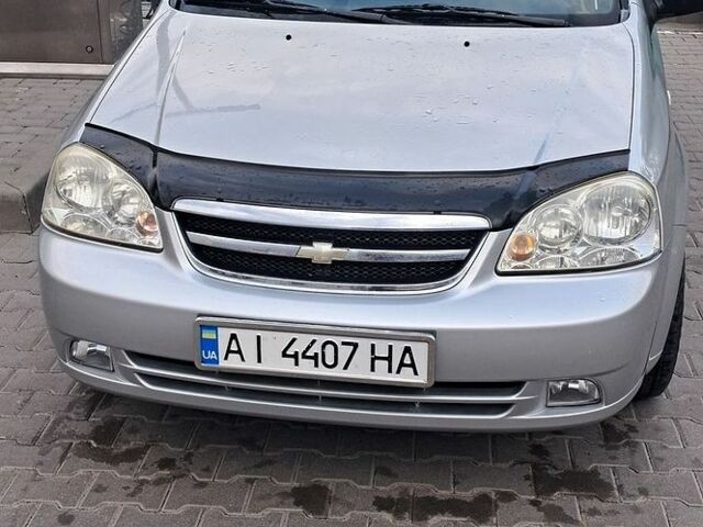 Серый Шевроле Лачетти, объемом двигателя 1.6 л и пробегом 167 тыс. км за 3750 $, фото 1 на Automoto.ua