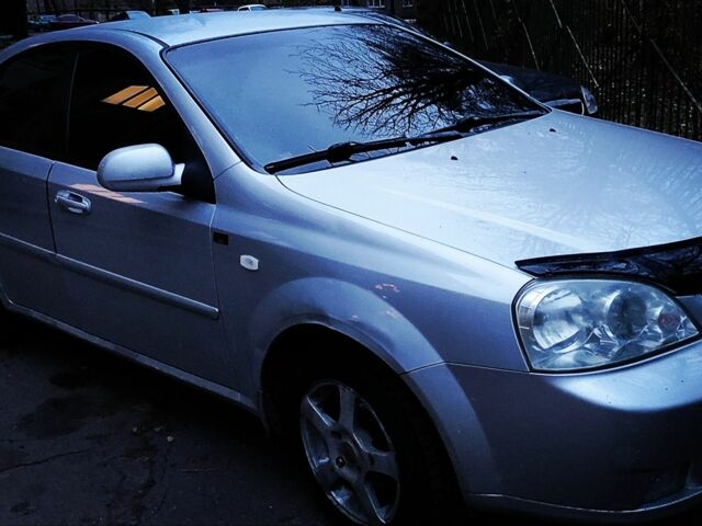 Серый Шевроле Лачетти, объемом двигателя 1.6 л и пробегом 200 тыс. км за 3100 $, фото 1 на Automoto.ua