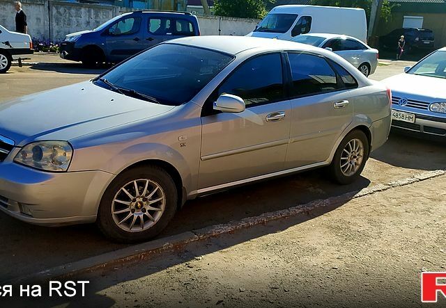 Сірий Шевроле Лачетті, об'ємом двигуна 1.8 л та пробігом 200 тис. км за 3800 $, фото 1 на Automoto.ua