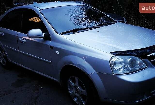 Серый Шевроле Лачетти, объемом двигателя 1.6 л и пробегом 198 тыс. км за 3700 $, фото 1 на Automoto.ua
