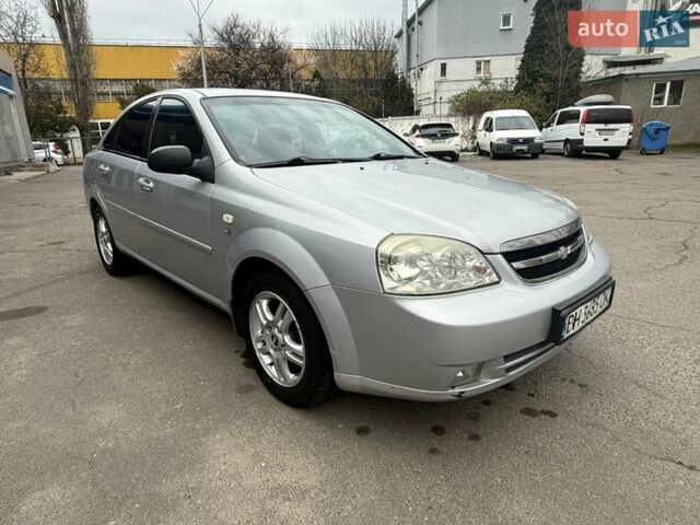 Серый Шевроле Лачетти, объемом двигателя 1.6 л и пробегом 178 тыс. км за 2999 $, фото 1 на Automoto.ua