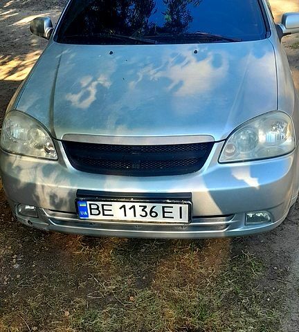 Сірий Шевроле Лачетті, об'ємом двигуна 1.8 л та пробігом 210 тис. км за 2700 $, фото 1 на Automoto.ua