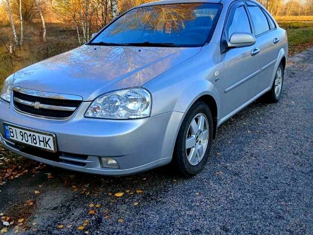 Сірий Шевроле Лачетті, об'ємом двигуна 1.8 л та пробігом 189 тис. км за 3999 $, фото 1 на Automoto.ua