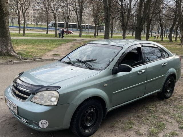 Серый Шевроле Лачетти, объемом двигателя 1.6 л и пробегом 200 тыс. км за 1600 $, фото 1 на Automoto.ua