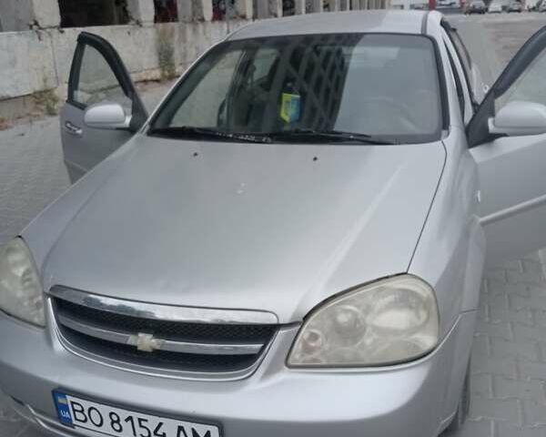 Серый Шевроле Лачетти, объемом двигателя 0 л и пробегом 217 тыс. км за 3900 $, фото 1 на Automoto.ua