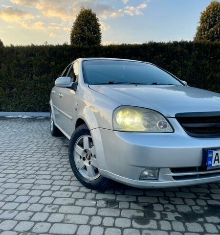 Серый Шевроле Лачетти, объемом двигателя 1.8 л и пробегом 197 тыс. км за 3800 $, фото 1 на Automoto.ua