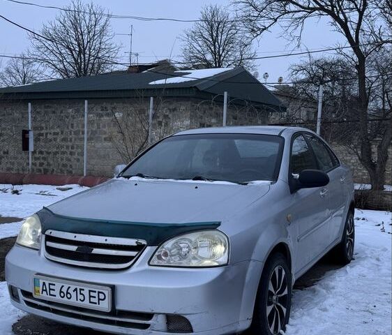 Серый Шевроле Лачетти, объемом двигателя 1.6 л и пробегом 200 тыс. км за 3450 $, фото 1 на Automoto.ua