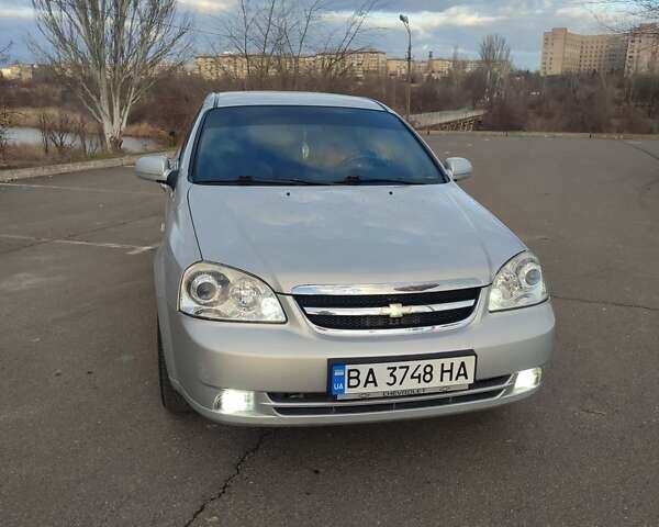 Сірий Шевроле Лачетті, об'ємом двигуна 1.8 л та пробігом 255 тис. км за 4200 $, фото 1 на Automoto.ua