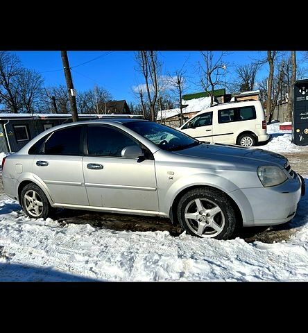 Сірий Шевроле Лачетті, об'ємом двигуна 1.8 л та пробігом 310 тис. км за 3500 $, фото 1 на Automoto.ua