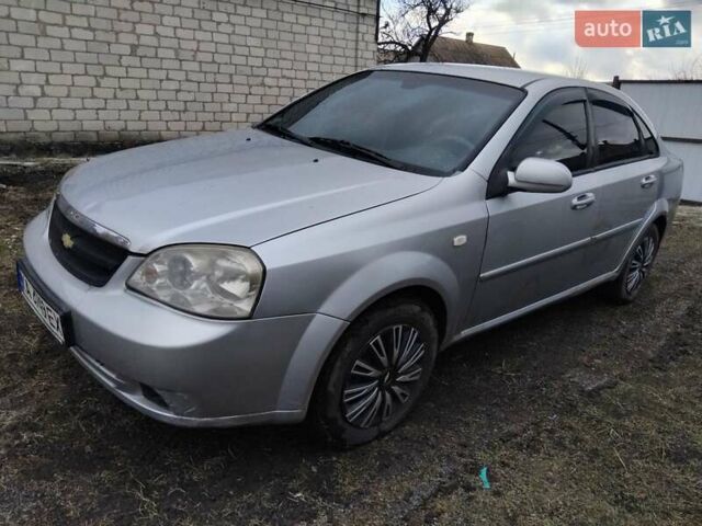 Серый Шевроле Лачетти, объемом двигателя 1.8 л и пробегом 400 тыс. км за 2650 $, фото 1 на Automoto.ua