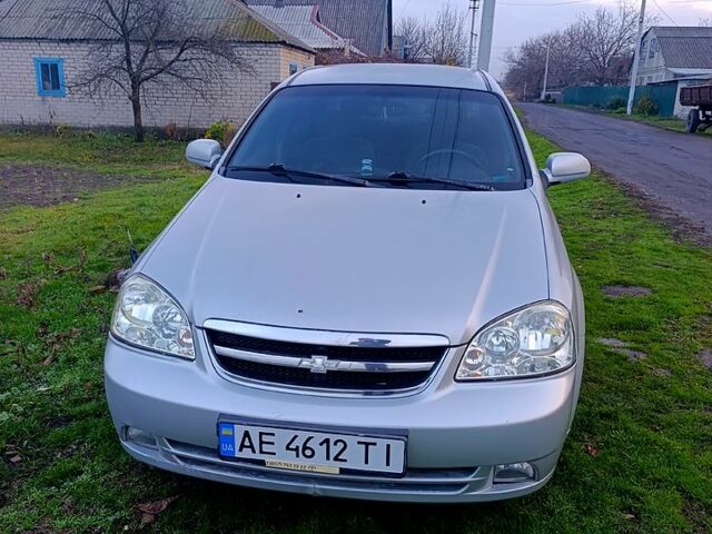 Серый Шевроле Лачетти, объемом двигателя 1.6 л и пробегом 260 тыс. км за 3300 $, фото 1 на Automoto.ua